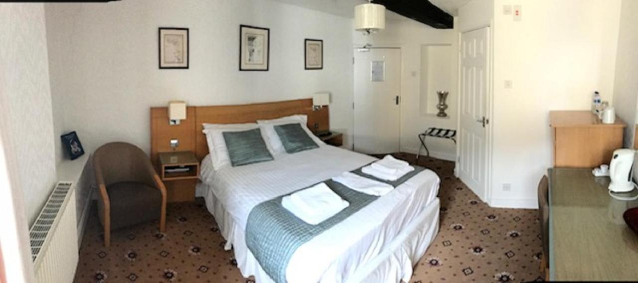 The Britannia Inn Sherborne  Kültér fotó